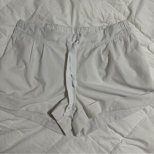 Lululemon Athletica White Shorts Size 10 with pockets